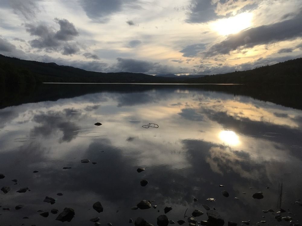 Highland Bear Lodge & Luxury Bear Huts Drumnadrochit Bagian luar foto