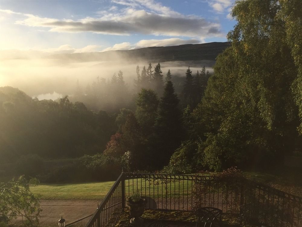 Highland Bear Lodge & Luxury Bear Huts Drumnadrochit Bagian luar foto