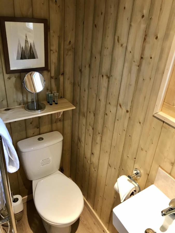 Highland Bear Lodge & Luxury Bear Huts Drumnadrochit Bagian luar foto